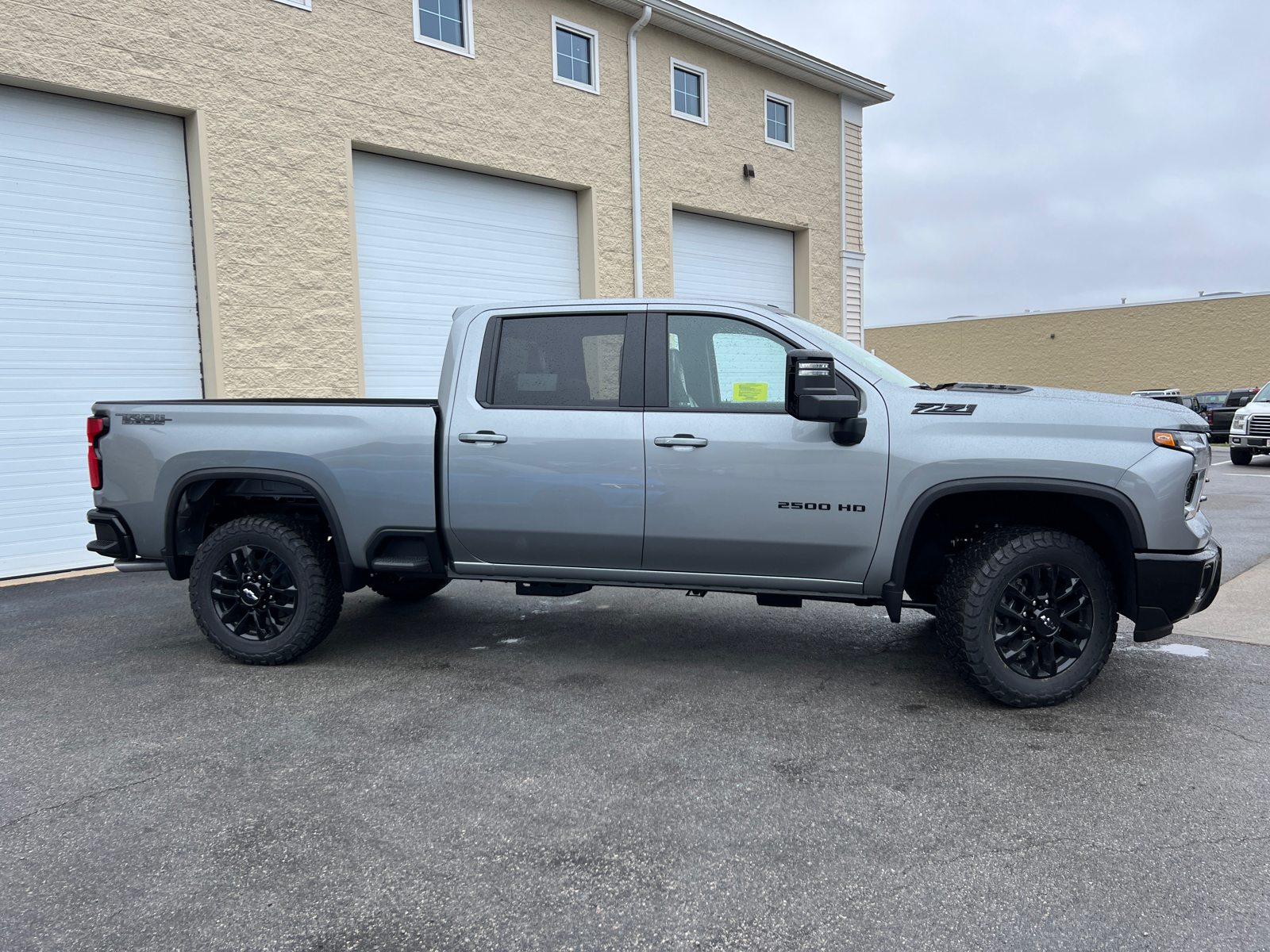 2025 Chevrolet Silverado 2500HD LT 11