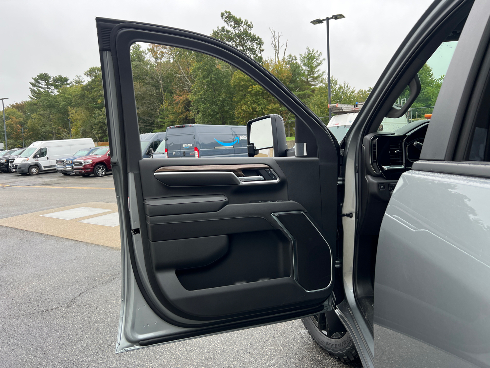 2025 Chevrolet Silverado 2500HD LT 18