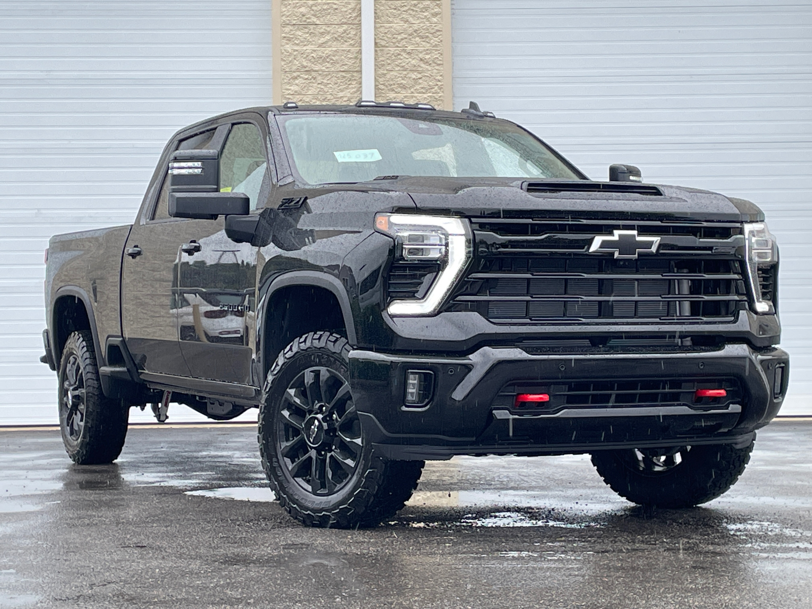 2025 Chevrolet Silverado 2500HD LT 1