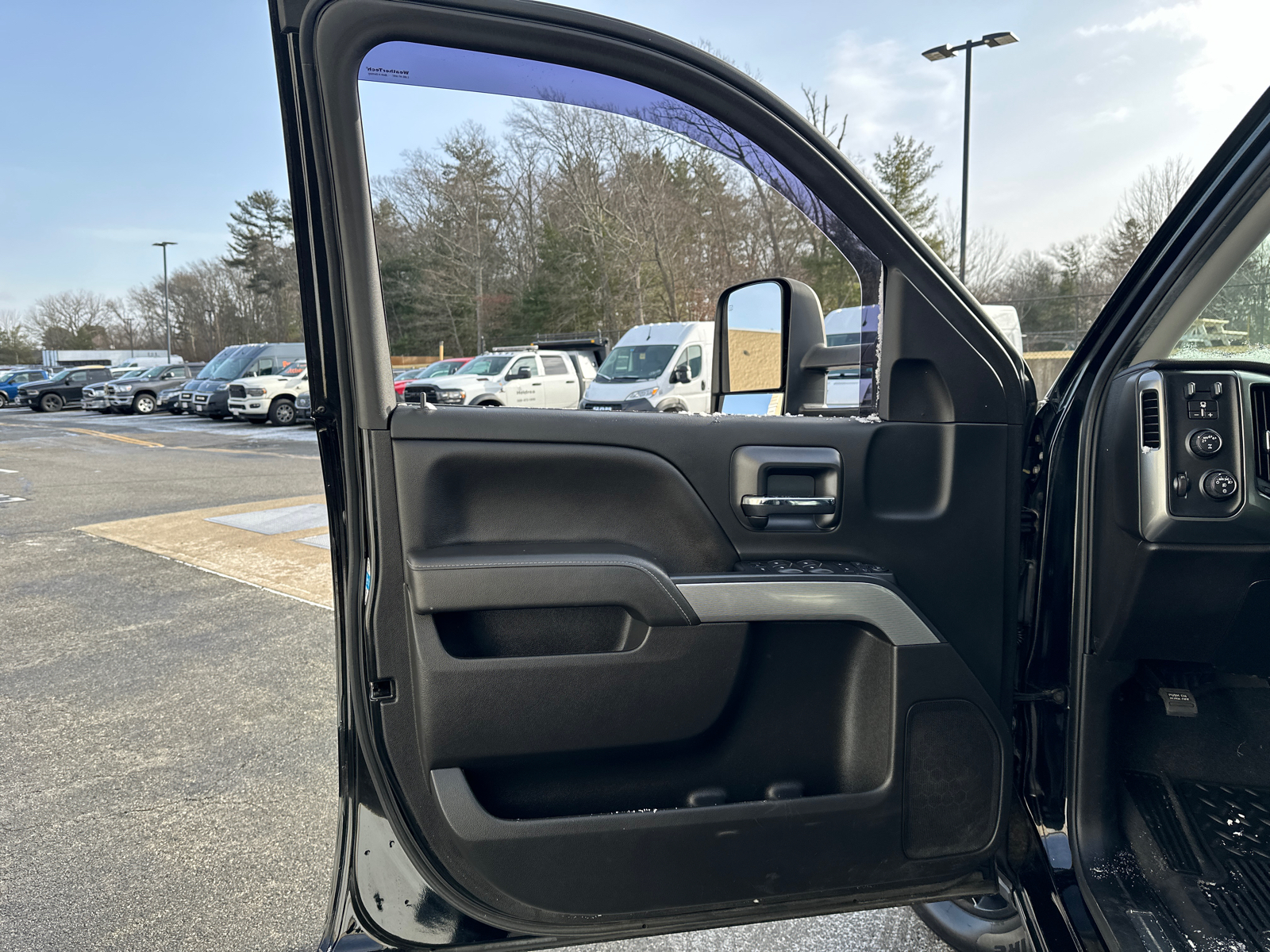 2019 Chevrolet Silverado 1500 LD LT 17