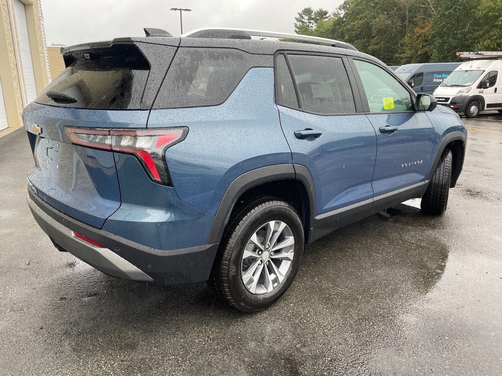 2025 Chevrolet Equinox LT 13