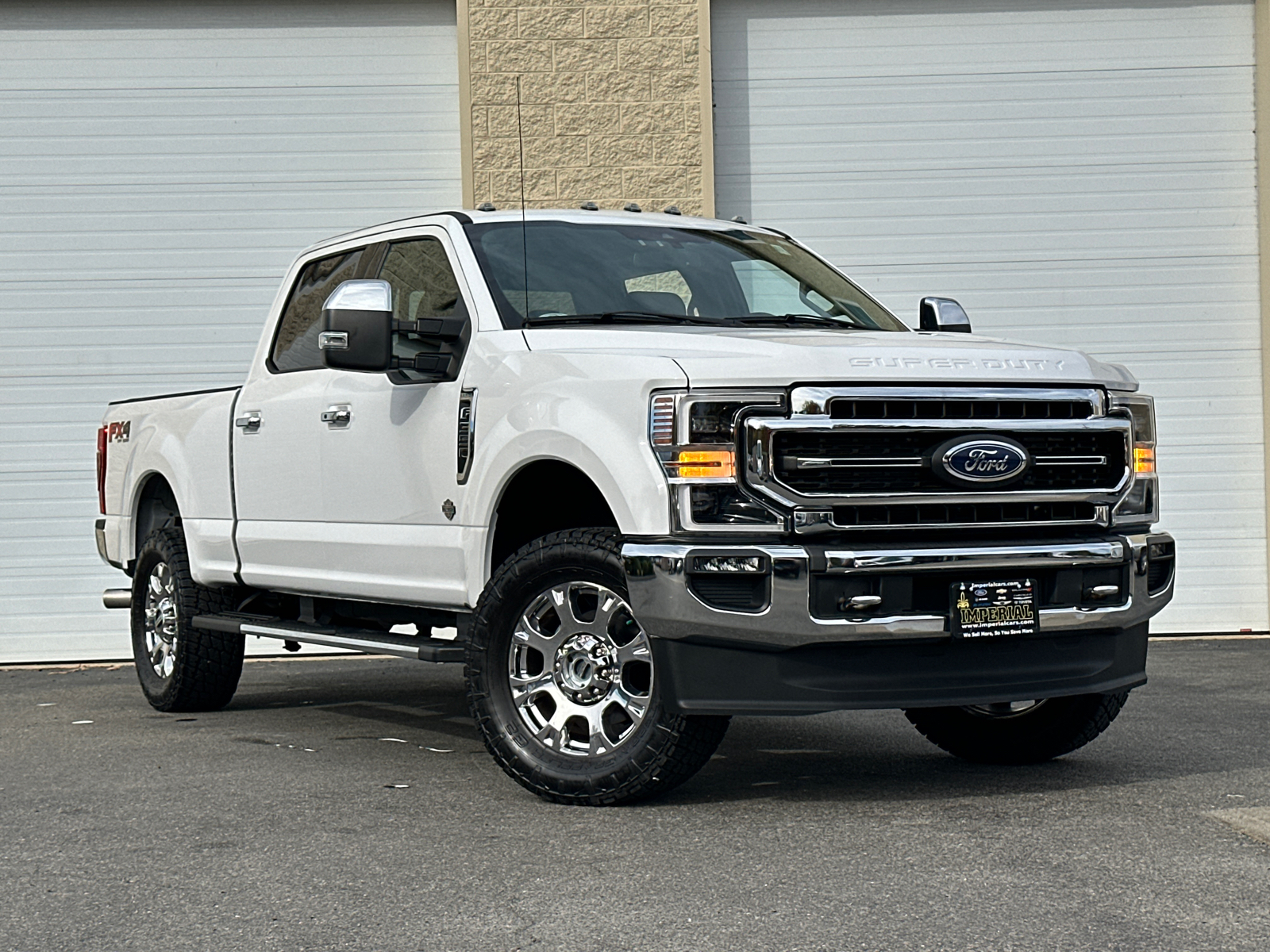 2021 Ford F-350SD Lariat 1