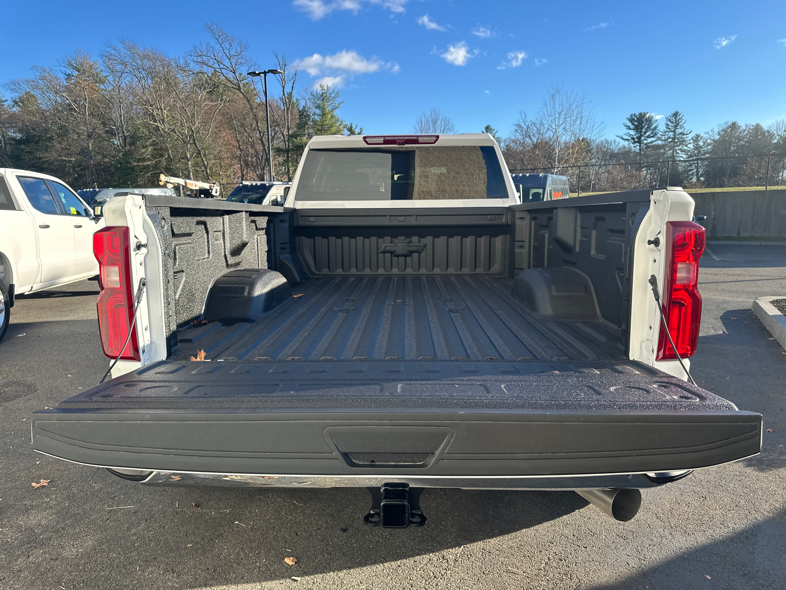 2025 Chevrolet Silverado 3500HD LT 9