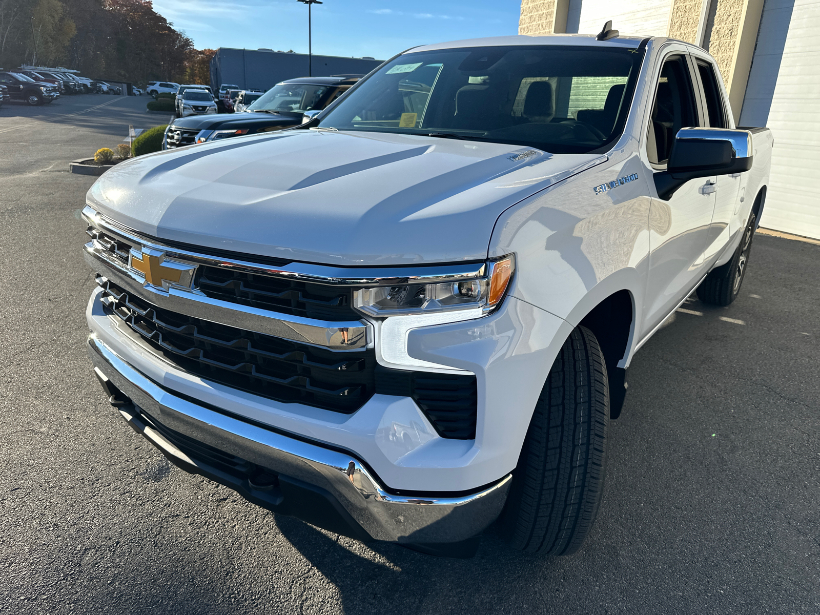 2025 Chevrolet Silverado 1500 LT 4