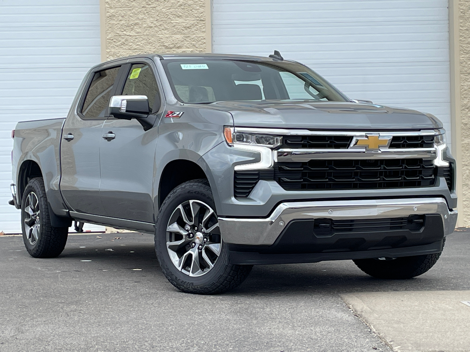 2025 Chevrolet Silverado 1500 LT 1