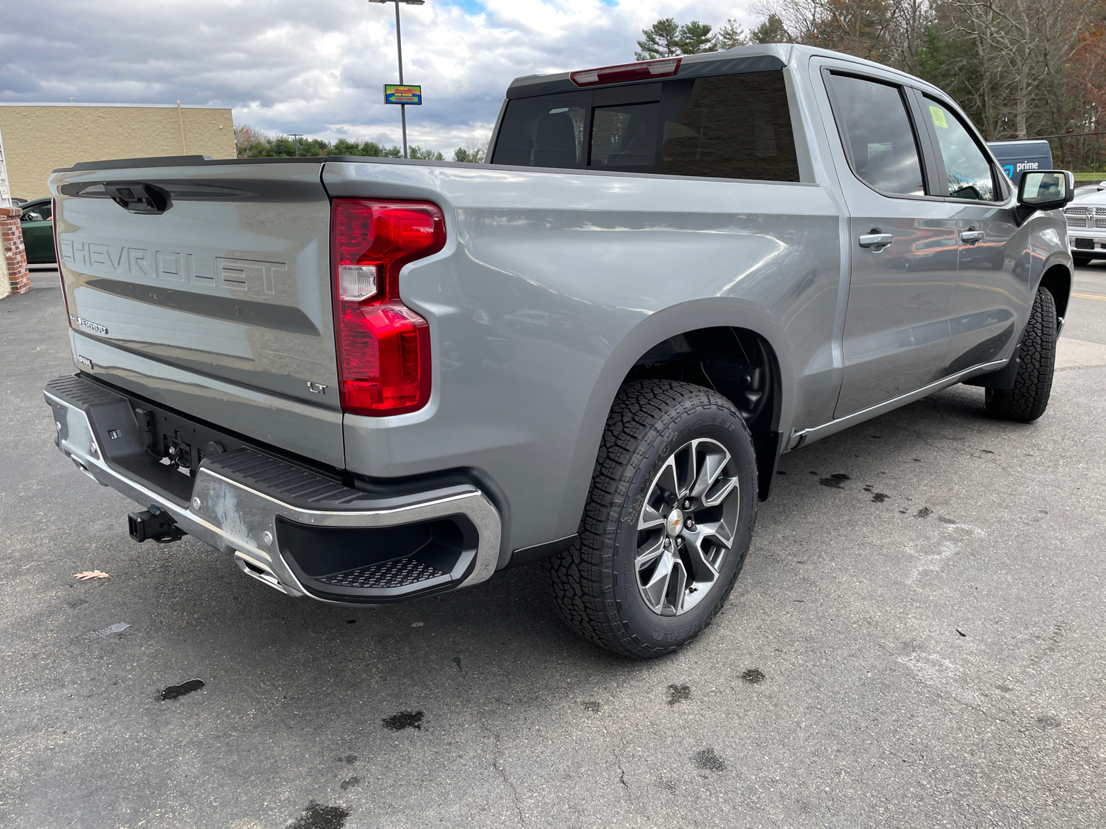 2025 Chevrolet Silverado 1500 LT 14