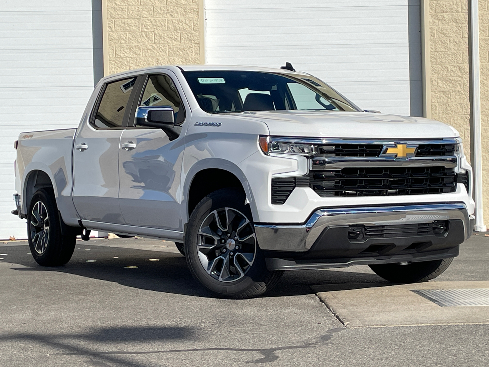 2025 Chevrolet Silverado 1500 LT 1