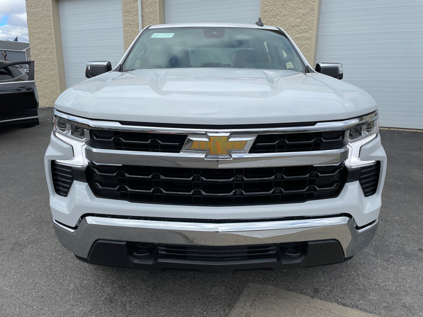 2025 Chevrolet Silverado 1500 LT 3