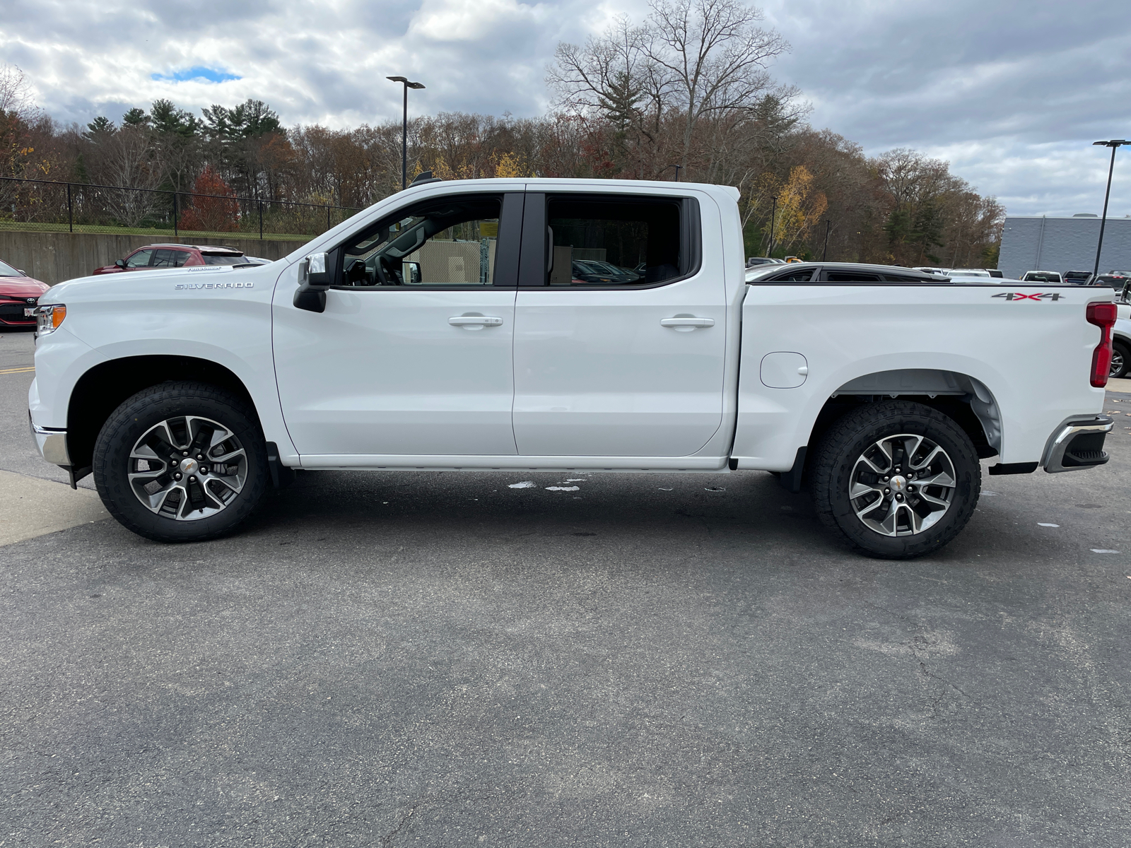 2025 Chevrolet Silverado 1500 LT 5