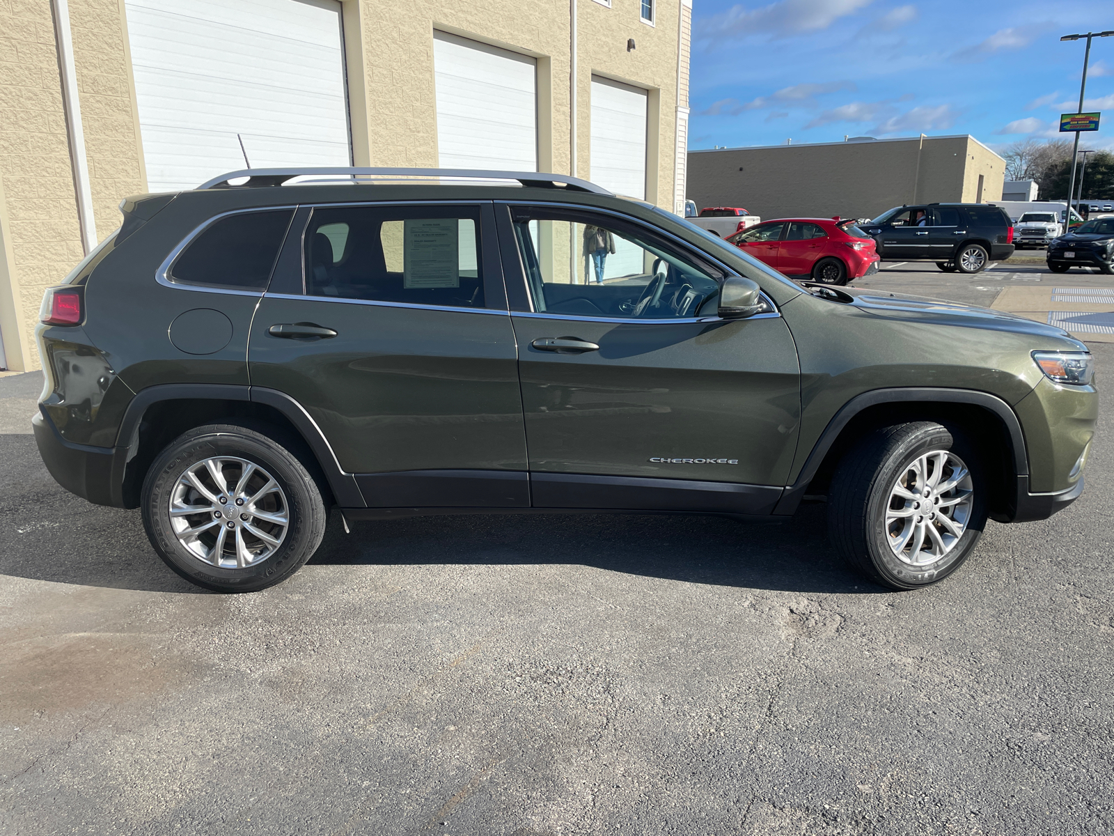 2021 Jeep Cherokee Latitude Lux 15