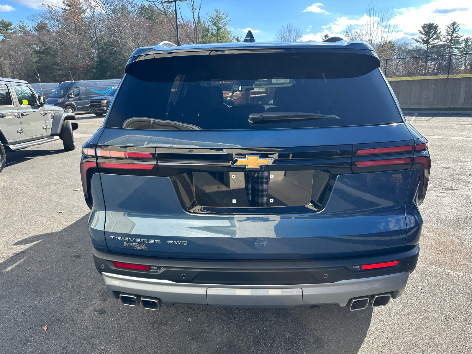 2025 Chevrolet Traverse LT 8