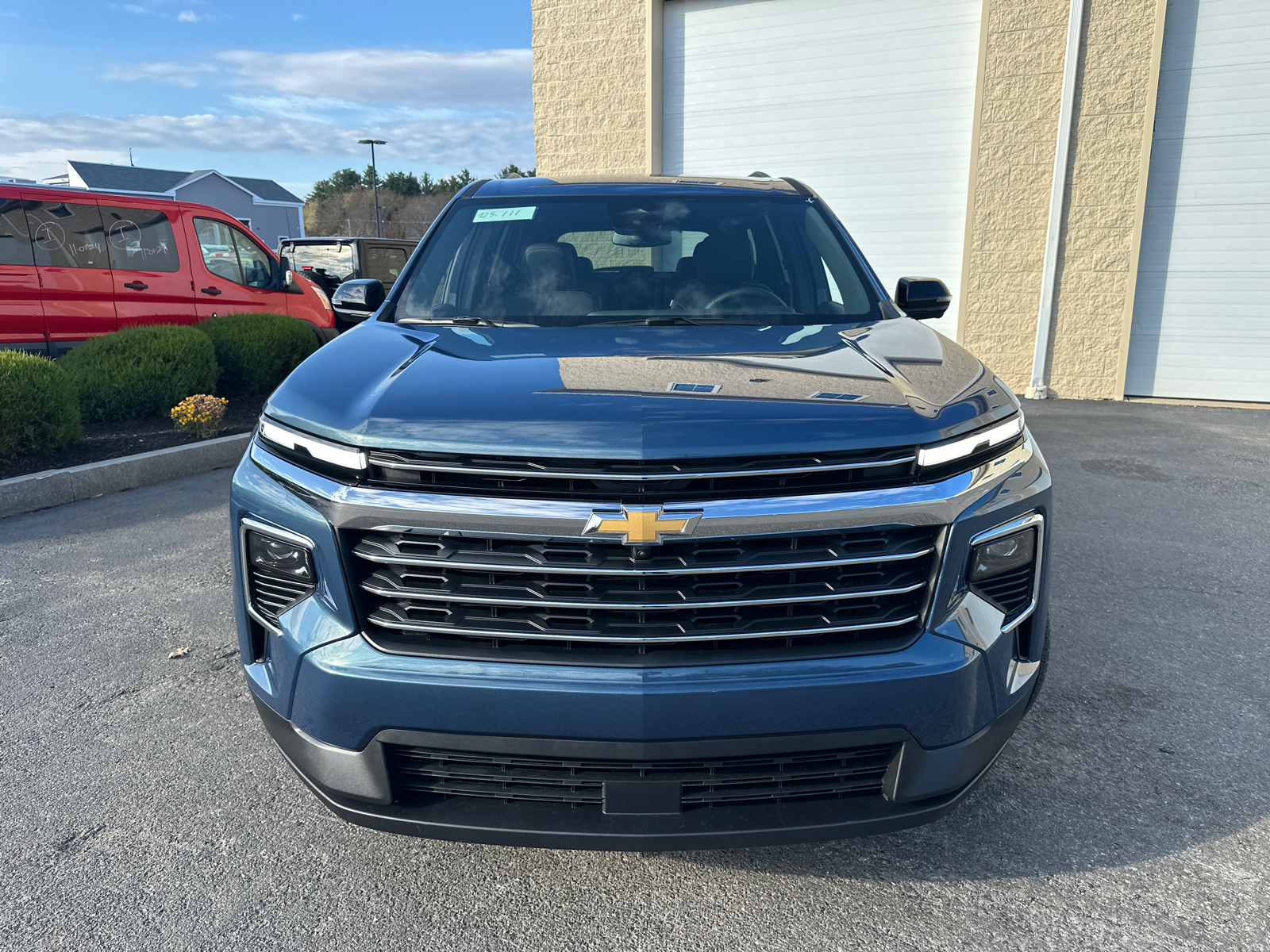 2025 Chevrolet Traverse LT 3