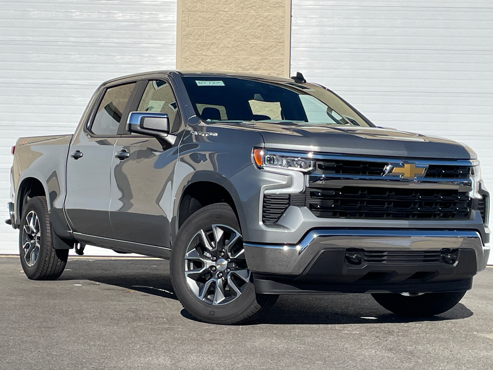 2025 Chevrolet Silverado 1500 LT 2