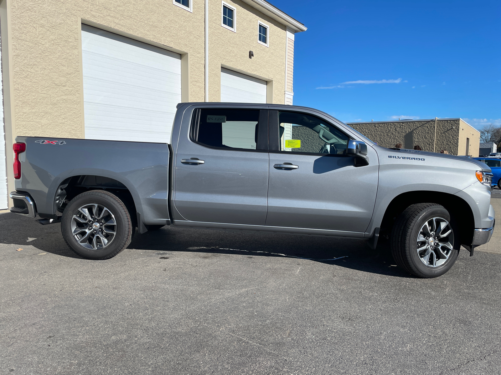 2025 Chevrolet Silverado 1500 LT 13