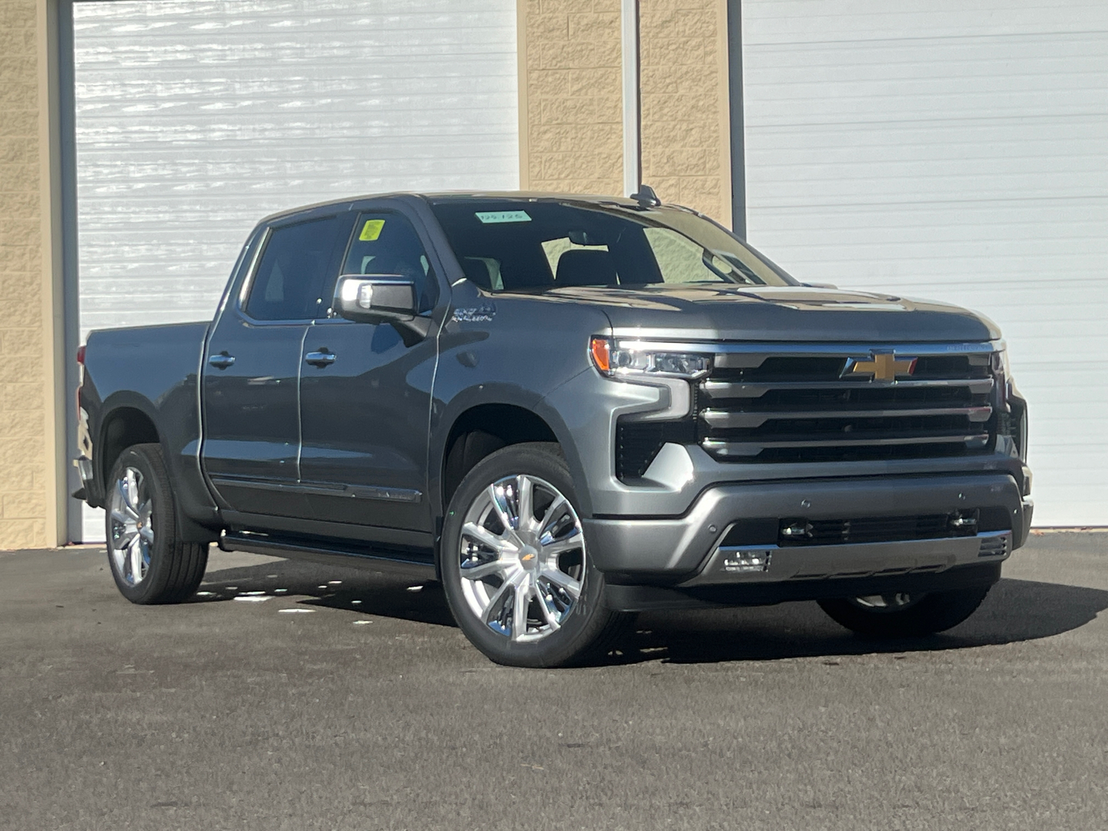 2025 Chevrolet Silverado 1500 High Country 1