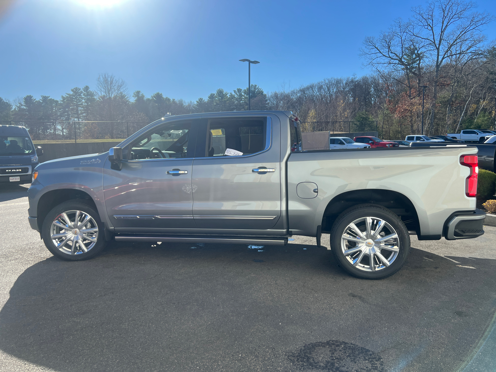 2025 Chevrolet Silverado 1500 High Country 5