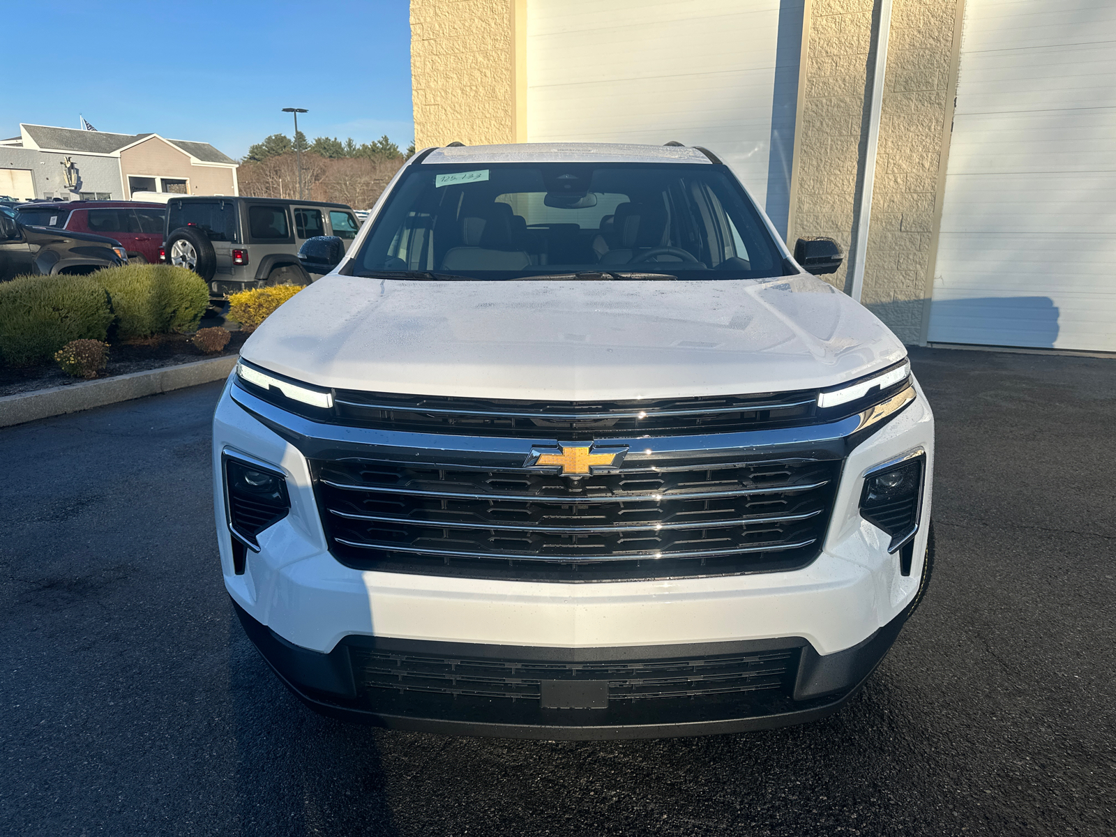 2025 Chevrolet Traverse LT 3