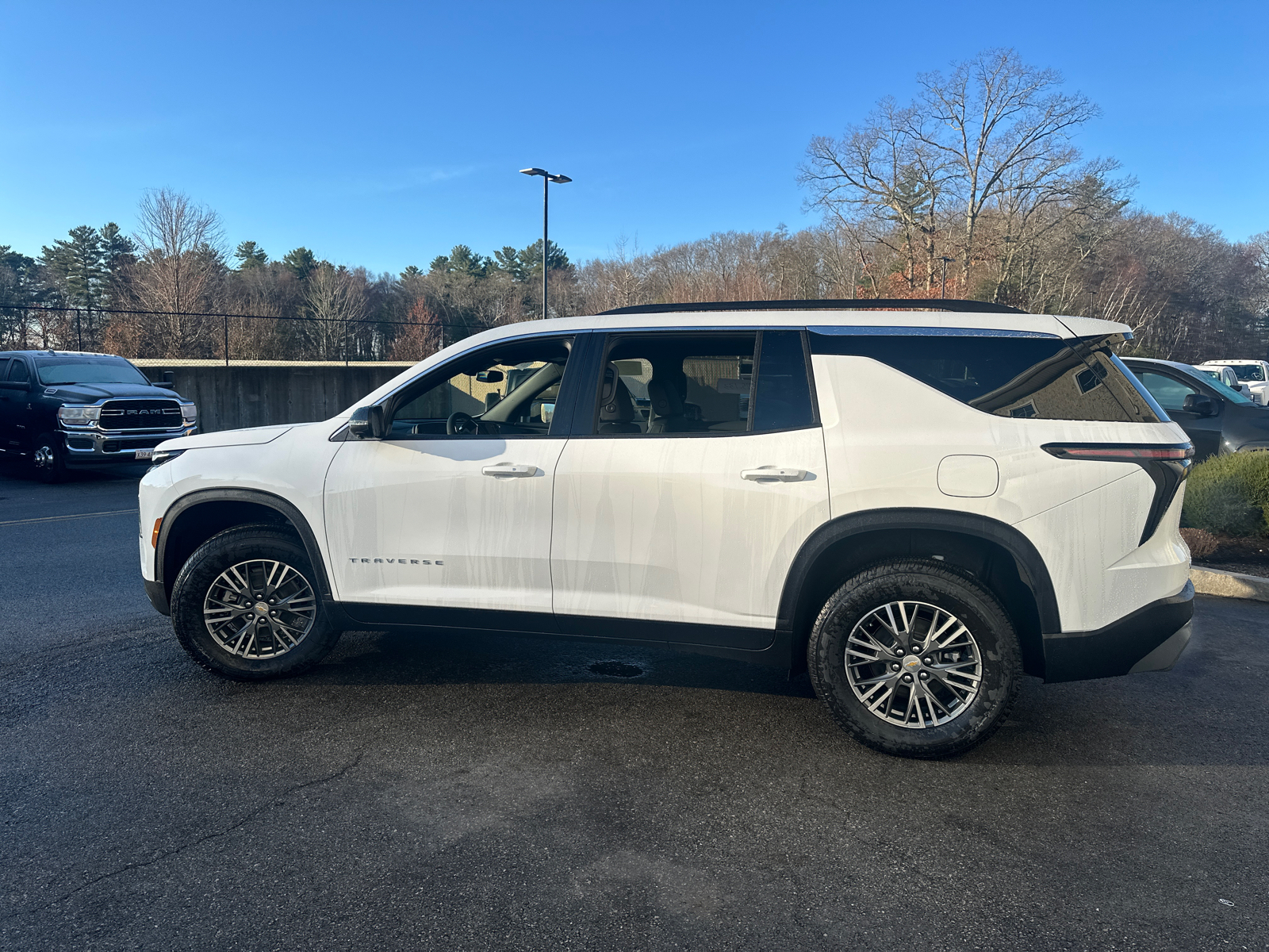 2025 Chevrolet Traverse LT 5