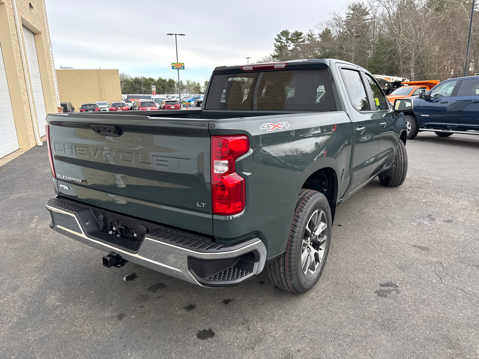 2025 Chevrolet Silverado 1500 LT 10