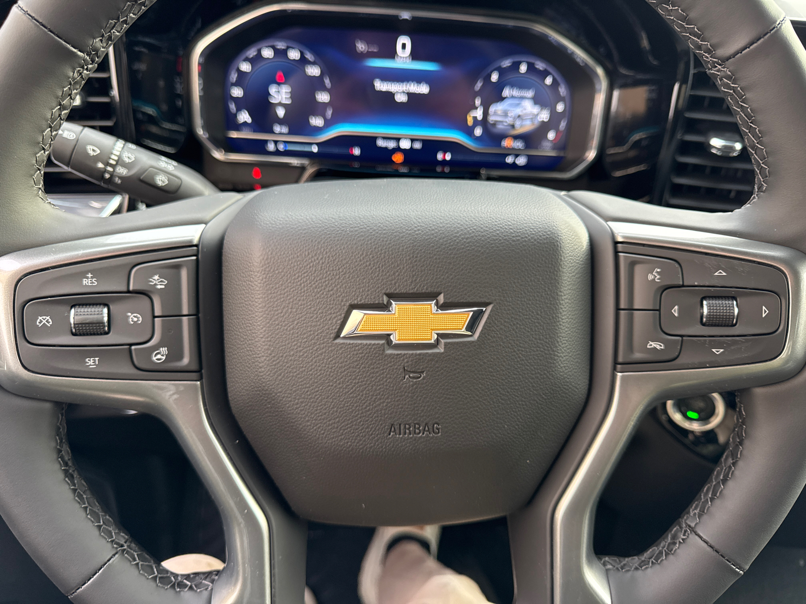 2025 Chevrolet Silverado 1500 LT 22