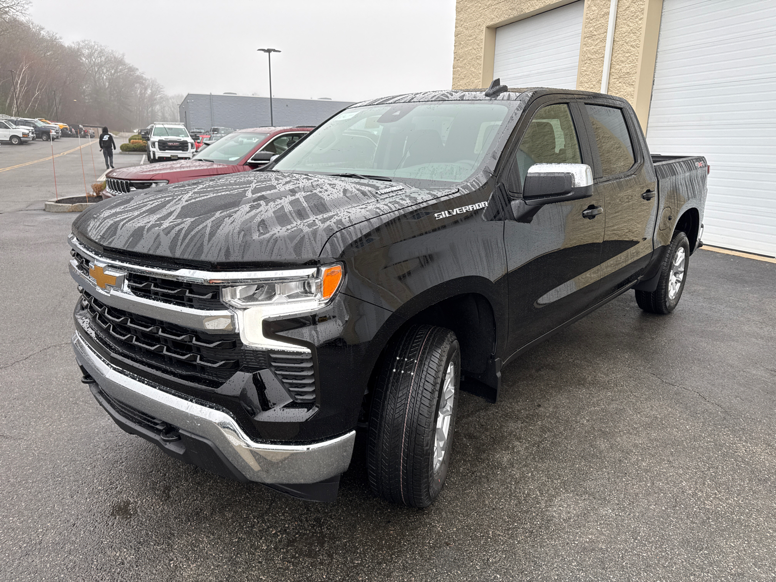 2025 Chevrolet Silverado 1500 LT 3