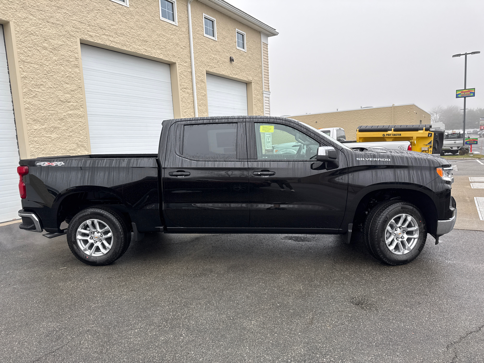 2025 Chevrolet Silverado 1500 LT 11