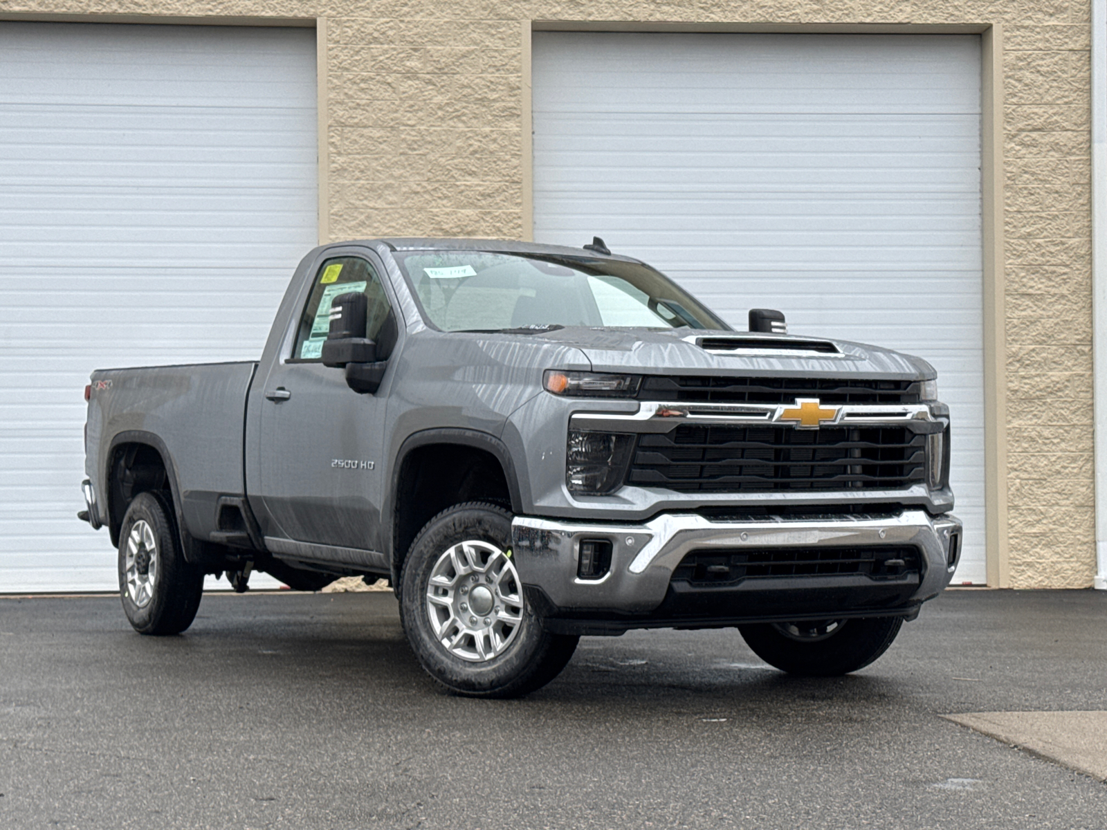 2025 Chevrolet Silverado 2500HD LT 1