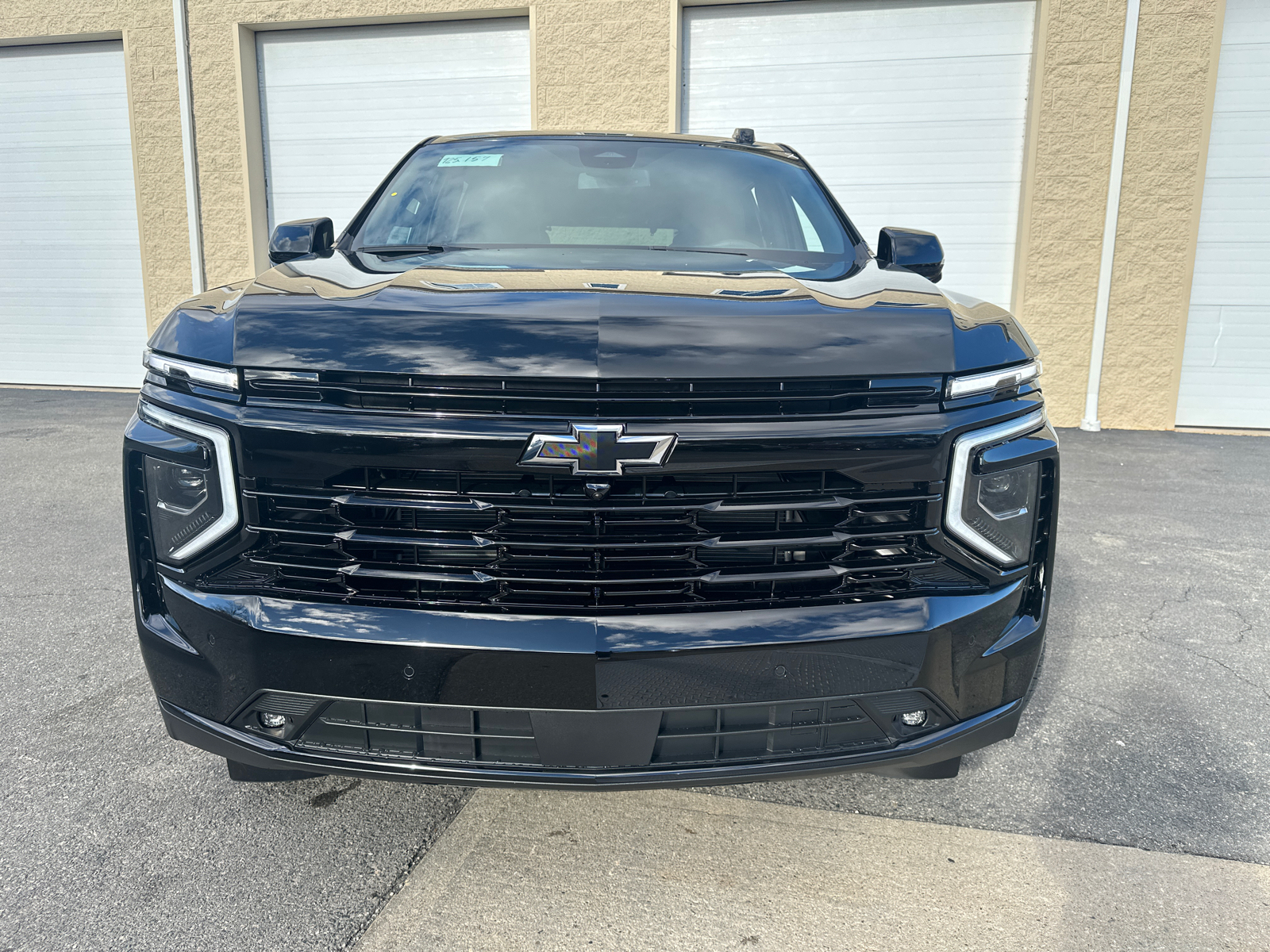 2025 Chevrolet Tahoe RST 3