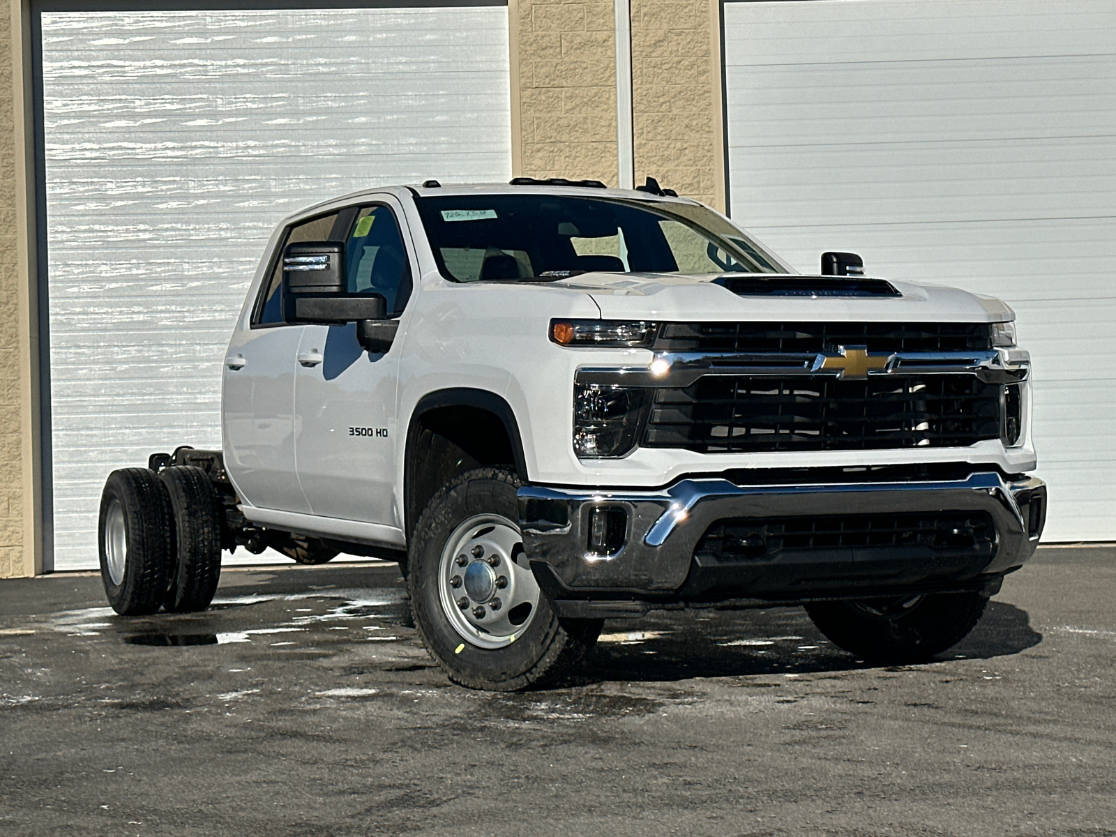 2025 Chevrolet Silverado 3500HD LT 2