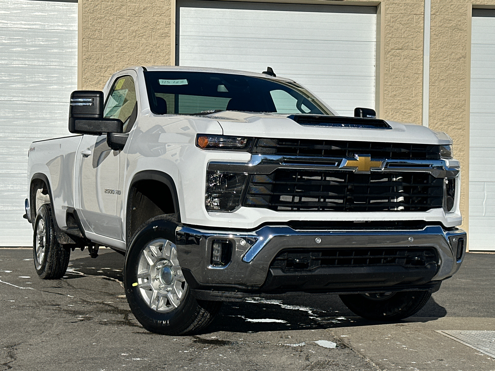 2025 Chevrolet Silverado 2500HD LT 1