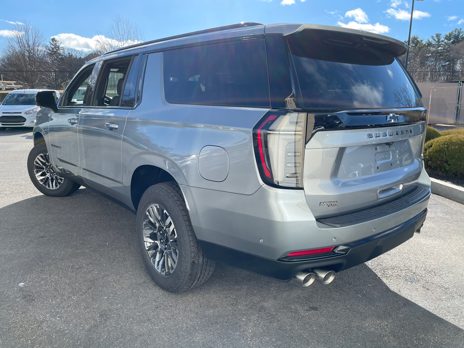 2025 Chevrolet Suburban Z71 9