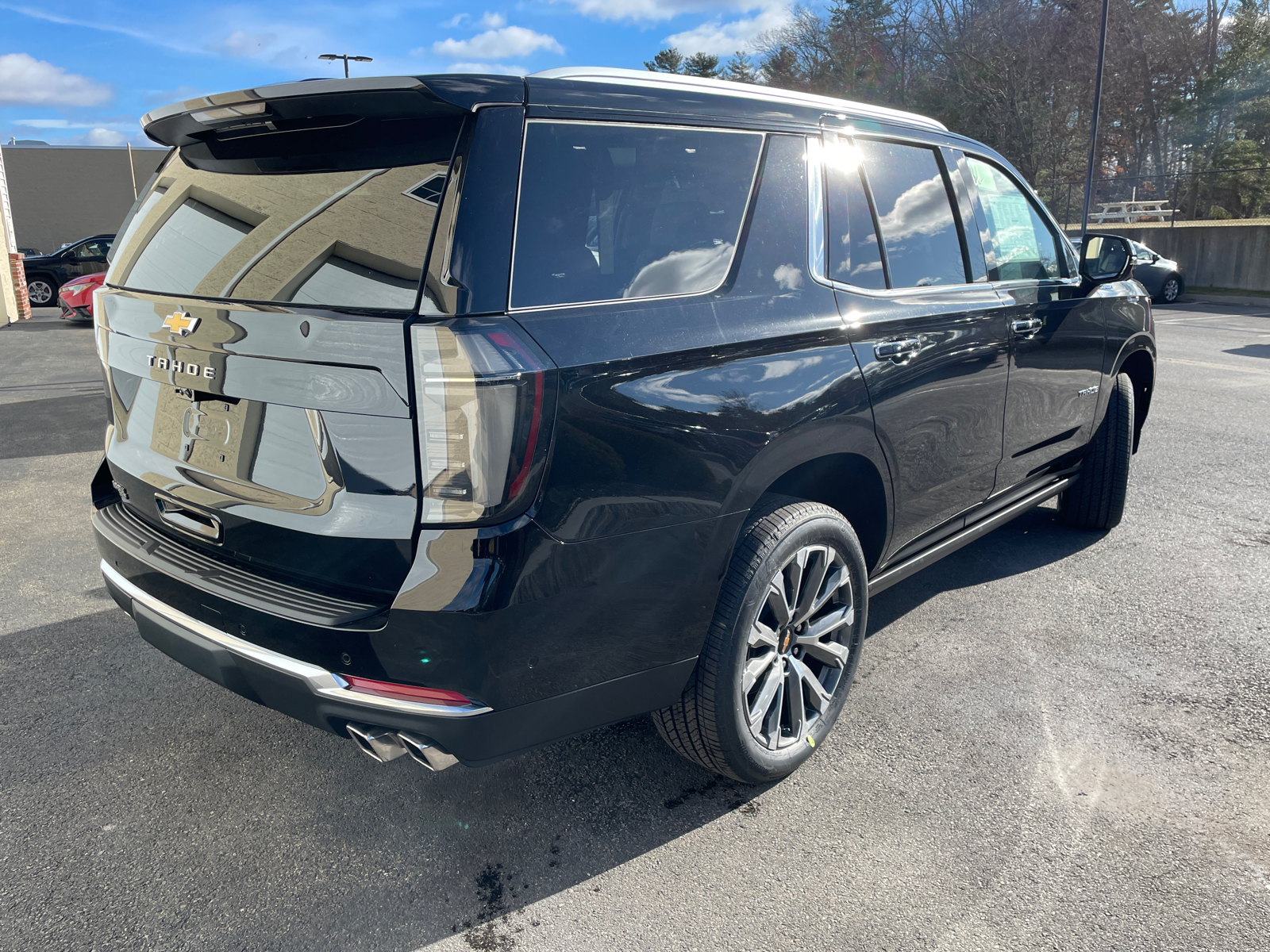 2025 Chevrolet Tahoe High Country 13