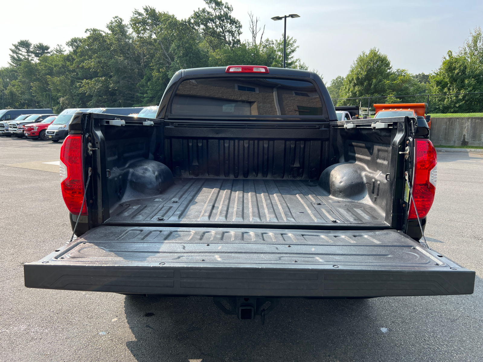 2015 Toyota Tundra  9