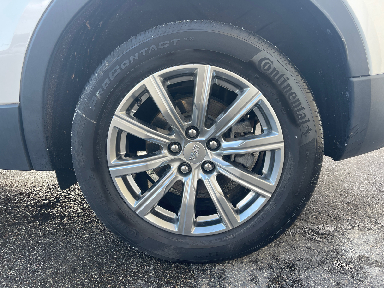 2019 Cadillac XT4 Premium Luxury 16