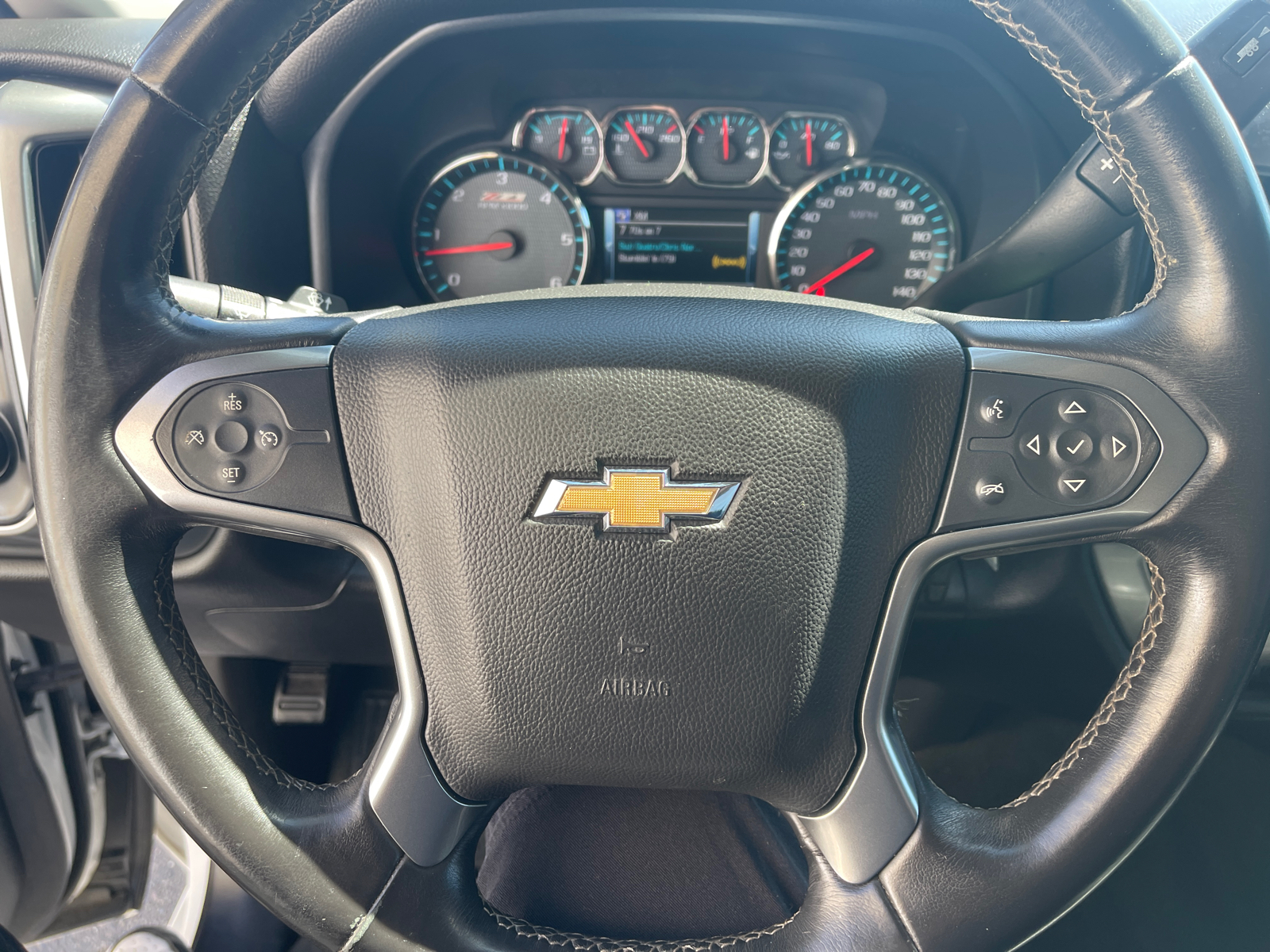 2016 Chevrolet Silverado 1500 LT 25
