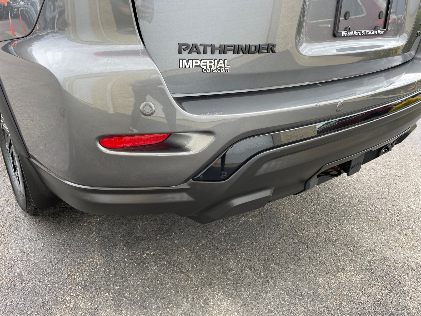 2020 Nissan Pathfinder SV 9