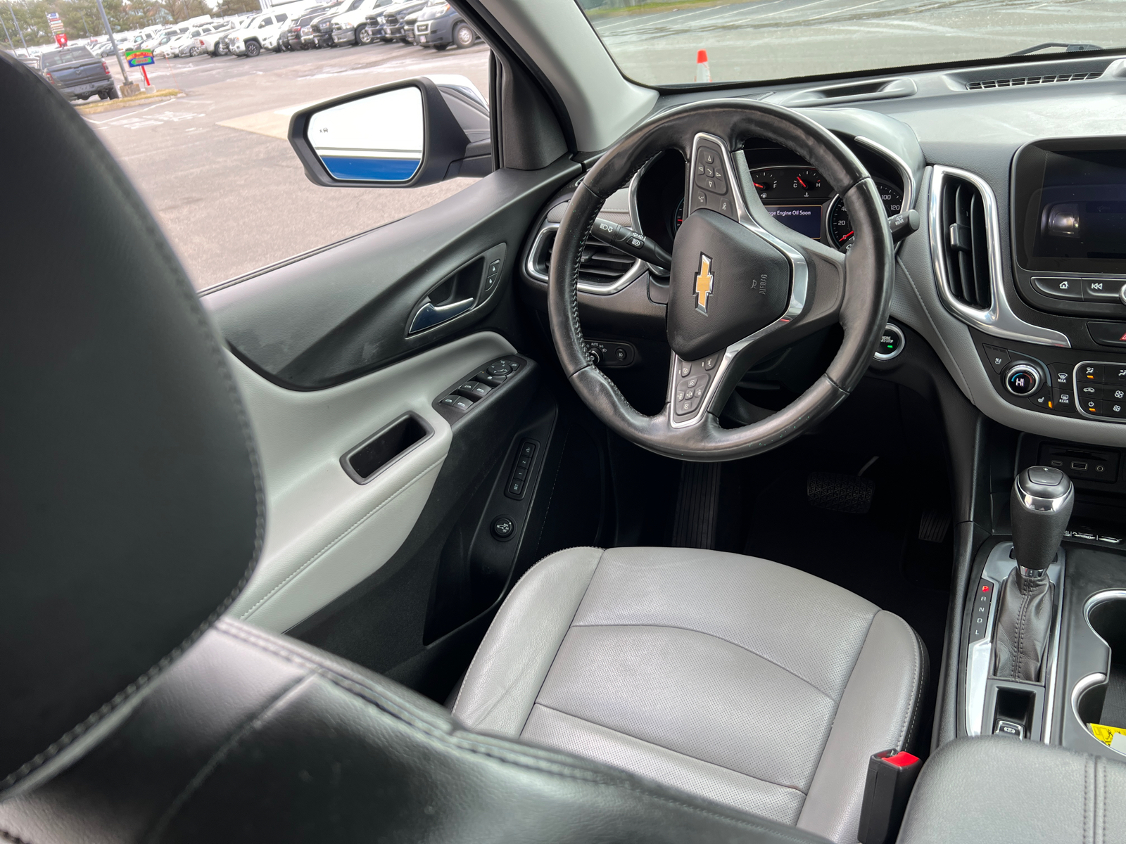 2020 Chevrolet Equinox Premier 19