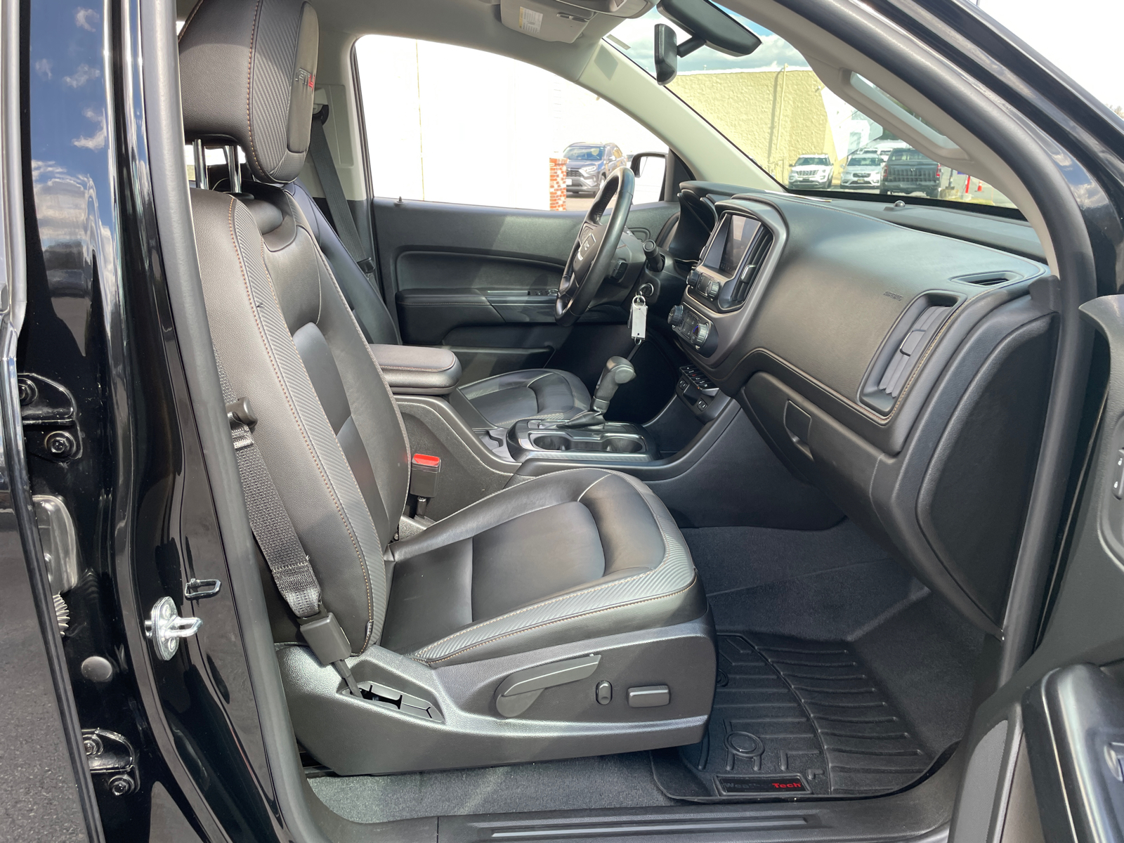 2021 GMC Canyon AT4 w/Leather 36