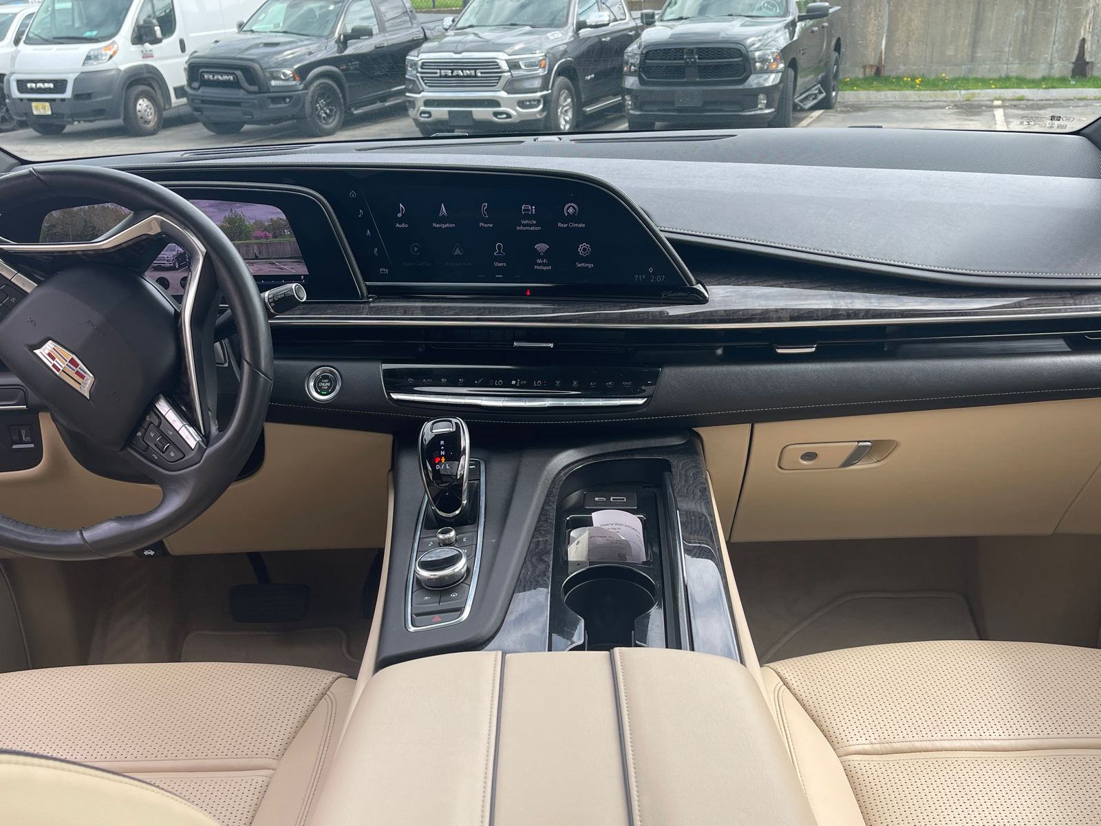 2021 Cadillac Escalade Premium Luxury 20