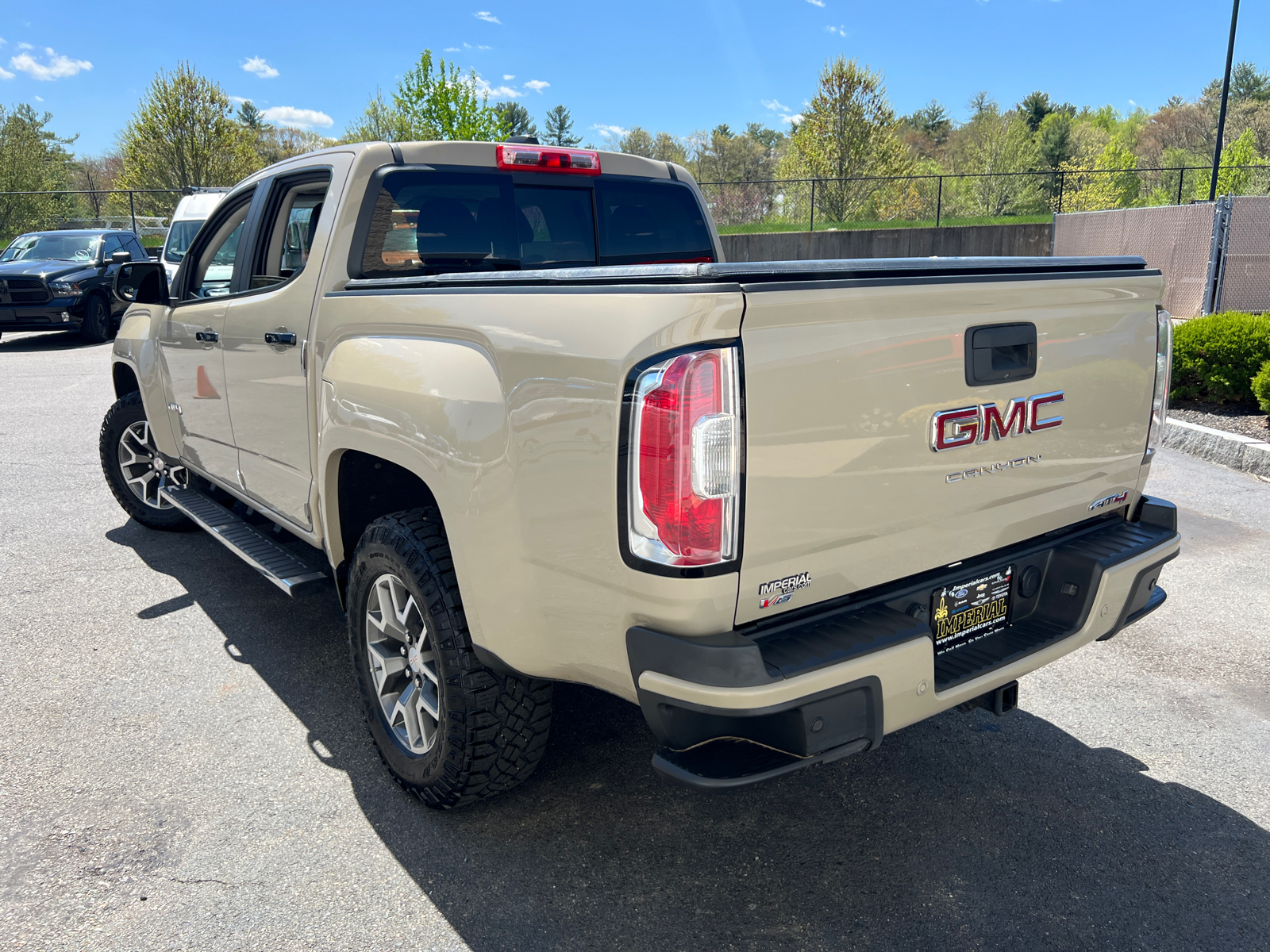 2022 GMC Canyon AT4 w/Leather 7