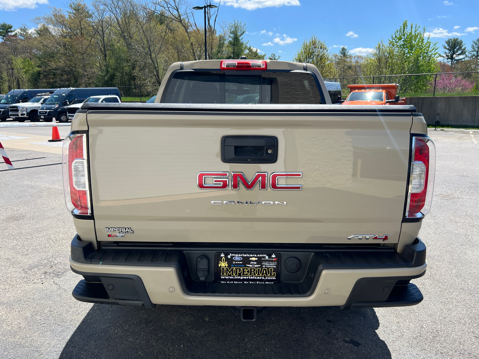 2022 GMC Canyon AT4 w/Leather 8