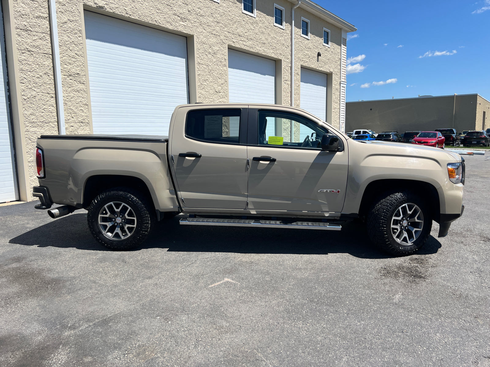 2022 GMC Canyon AT4 w/Leather 11
