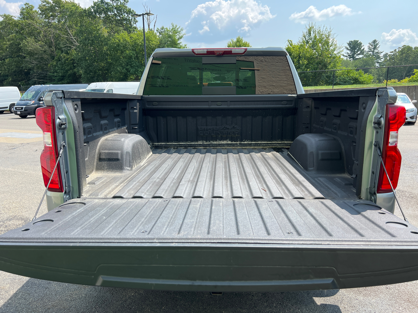 2023 Chevrolet Silverado 1500 High Country 9