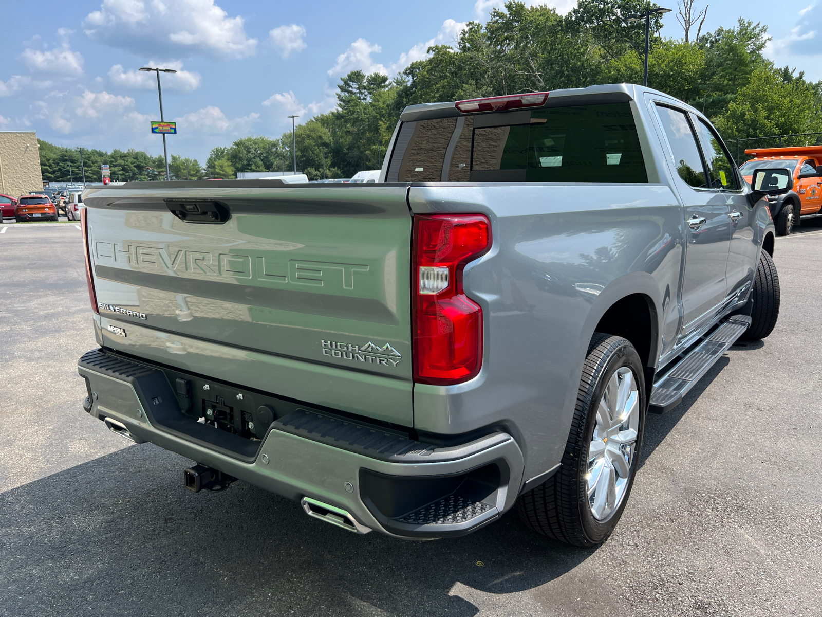 2023 Chevrolet Silverado 1500 High Country 10