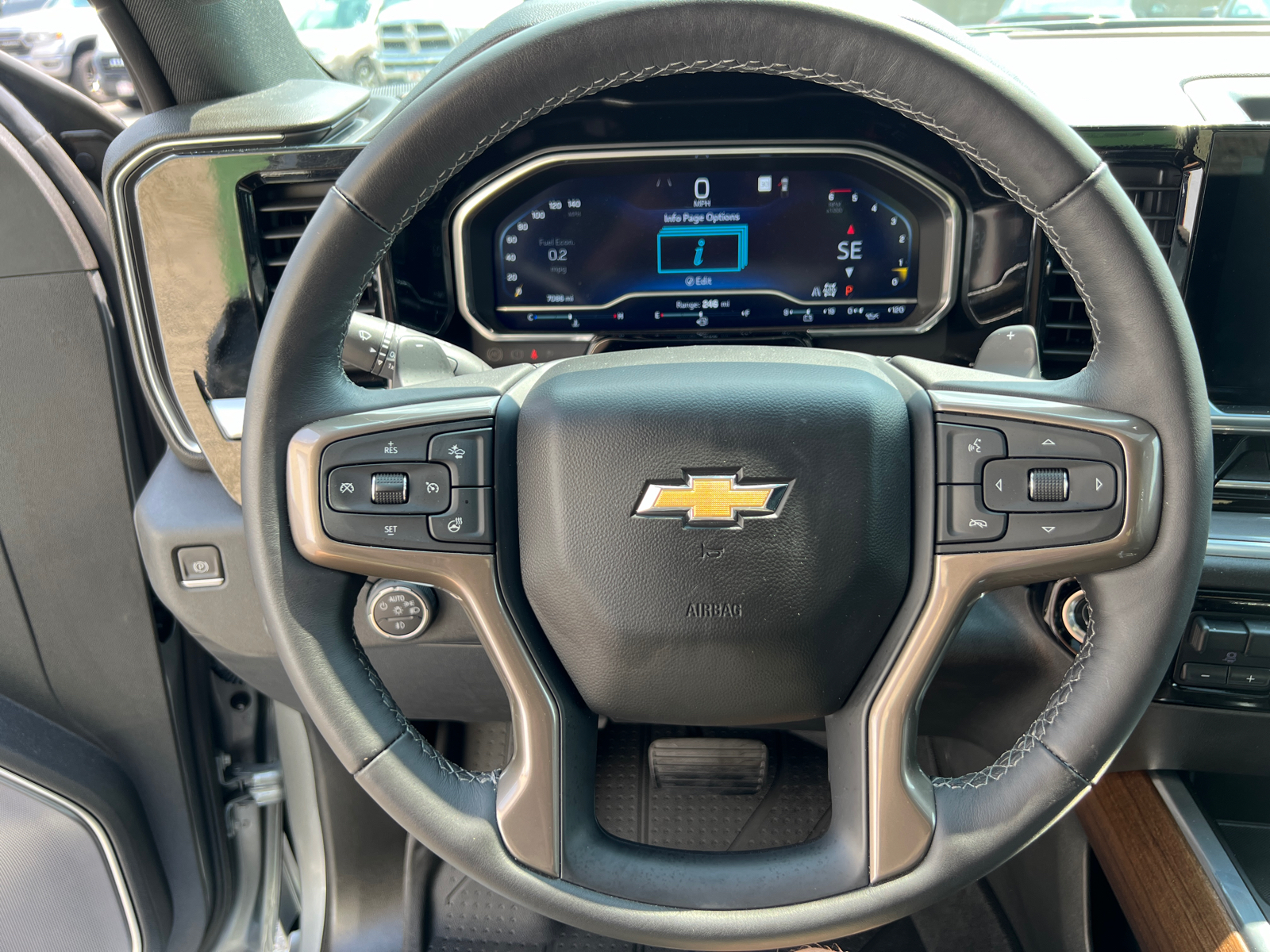 2023 Chevrolet Silverado 1500 High Country 23