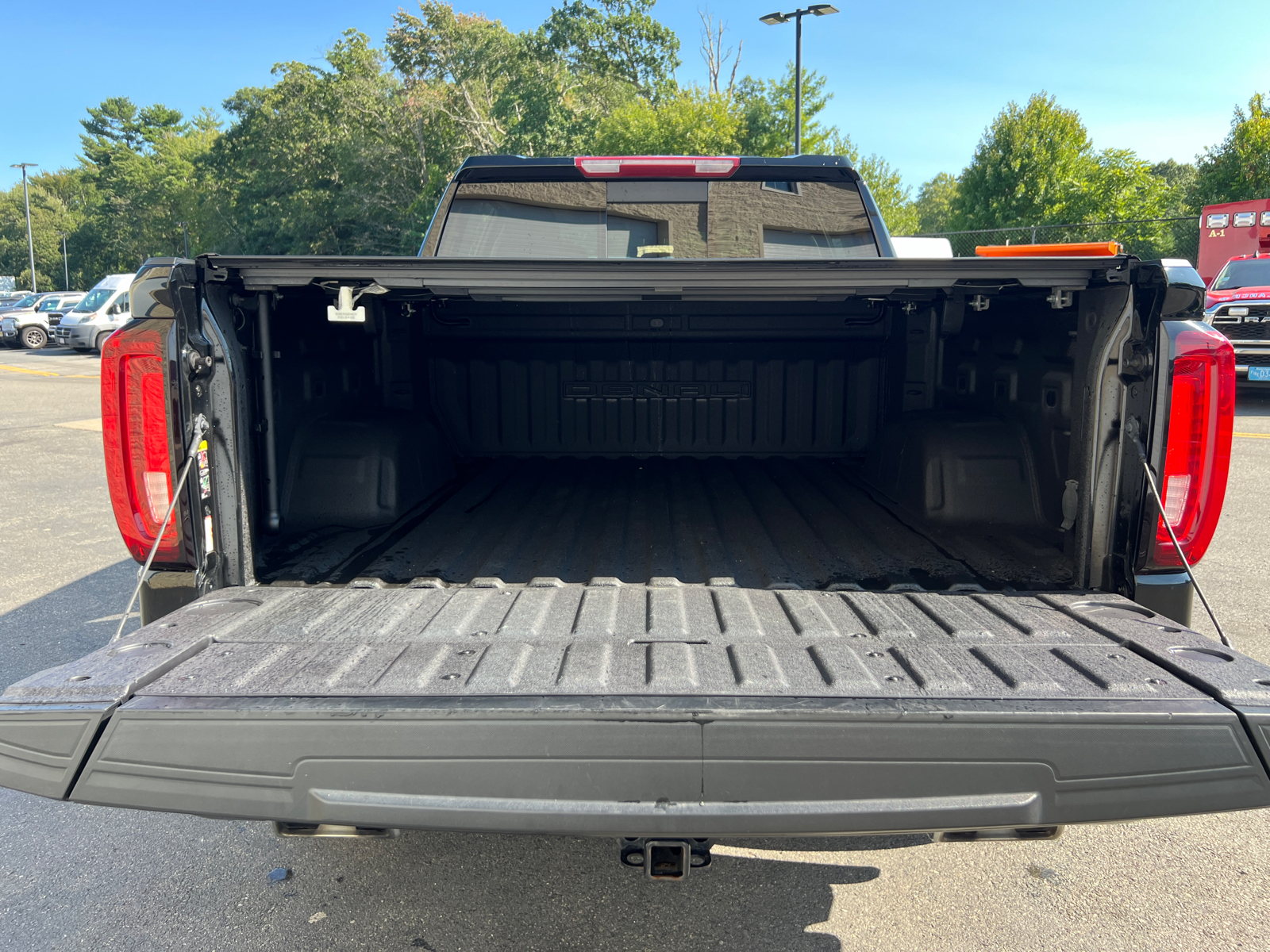 2022 GMC Sierra 1500 Limited Denali 9