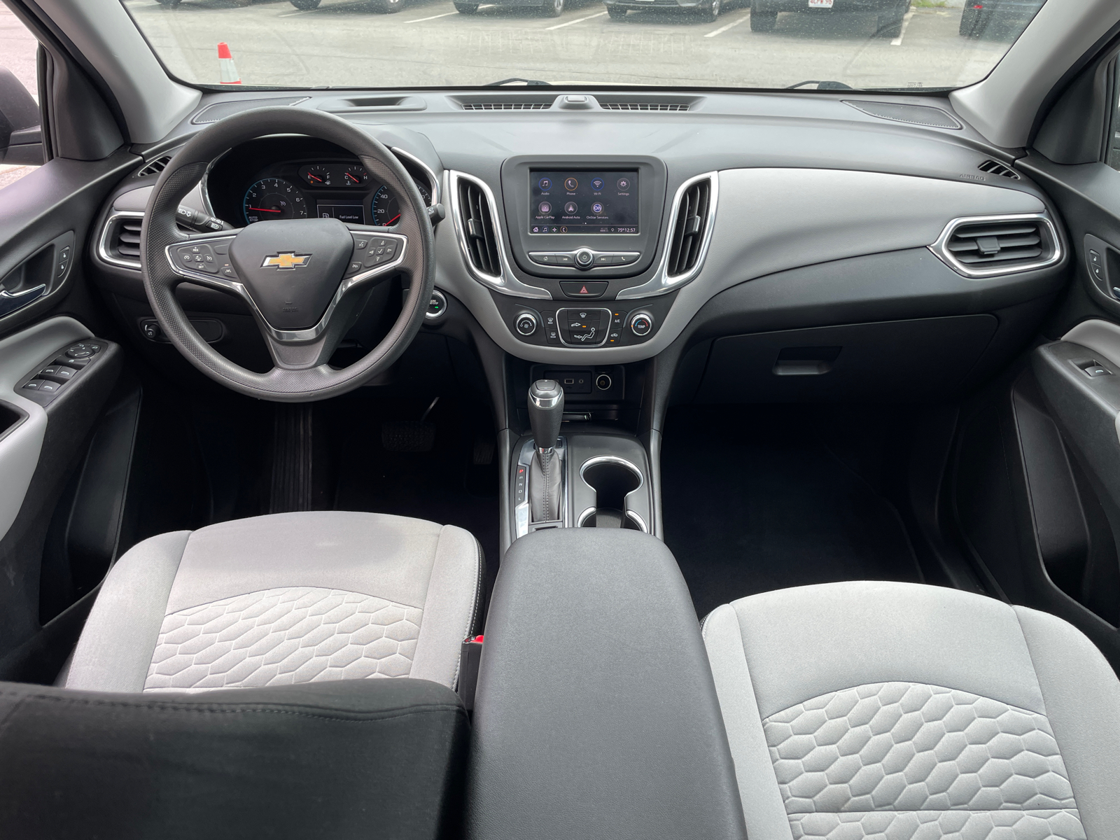 2020 Chevrolet Equinox LS 18