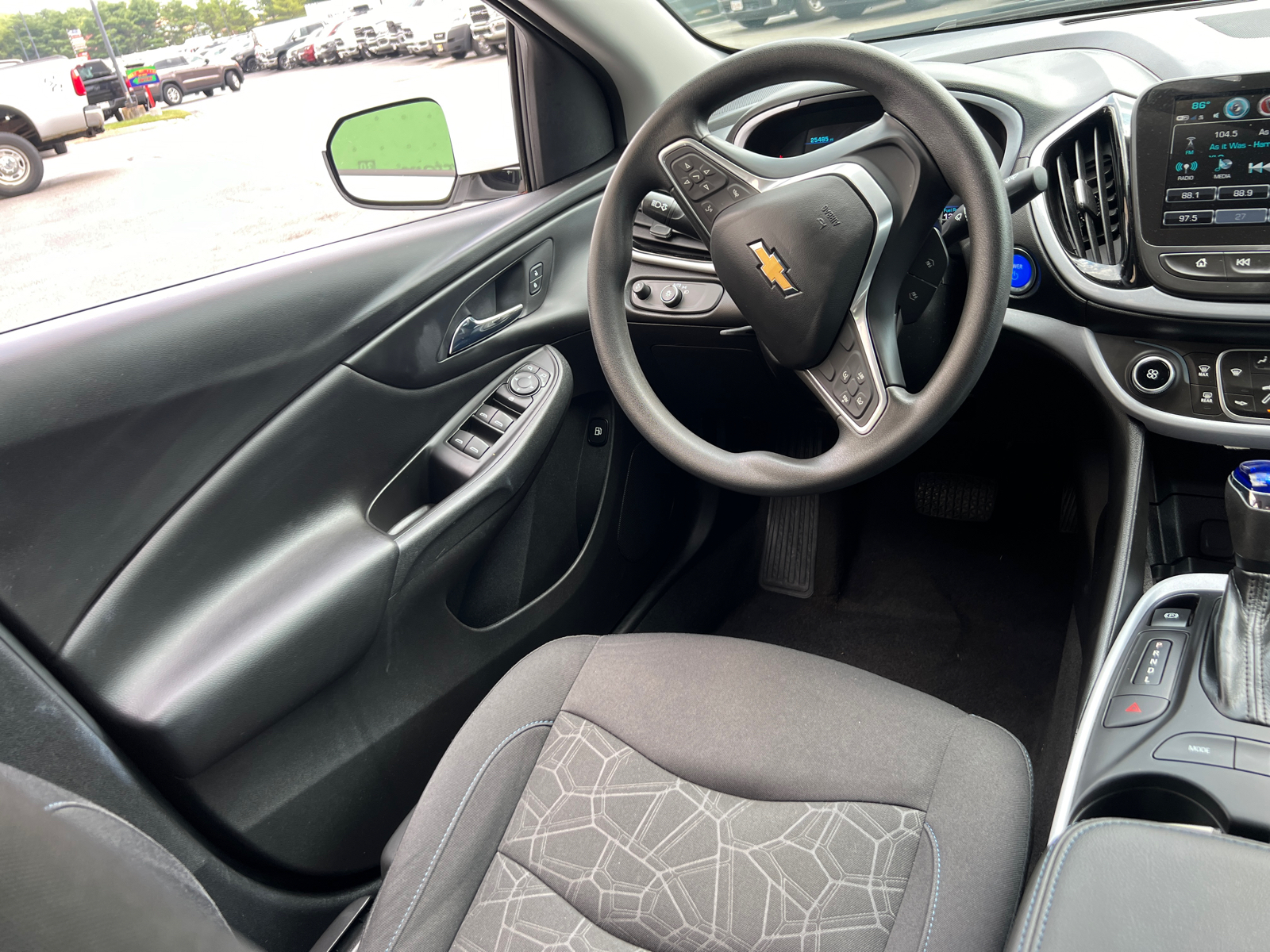 2018 Chevrolet Volt LT 14