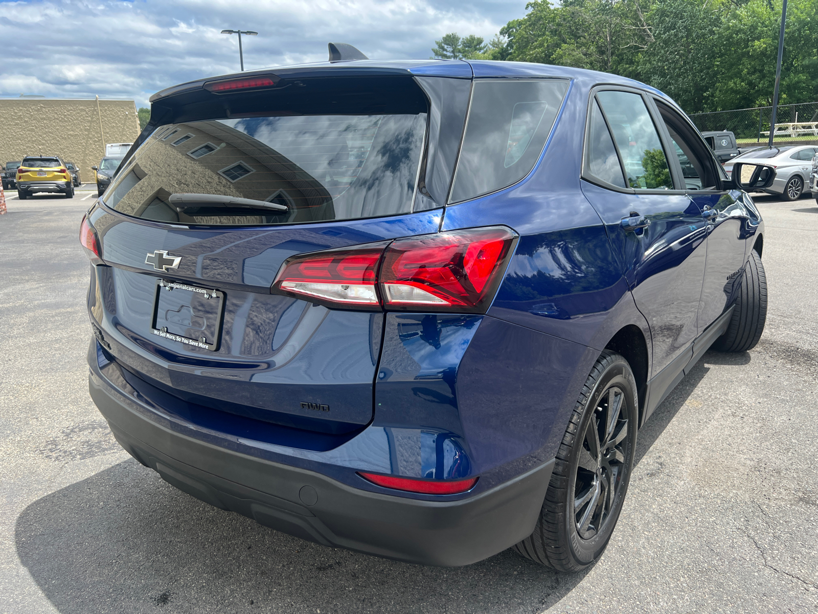 2023 Chevrolet Equinox LS 10