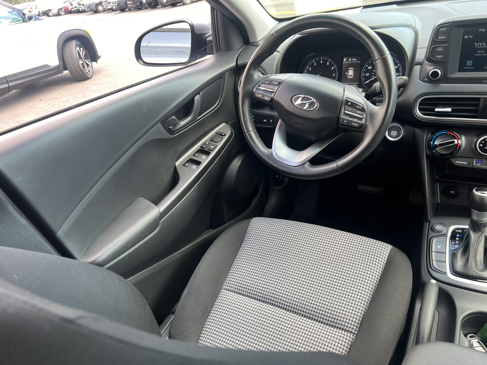 2021 Hyundai Kona SEL 15